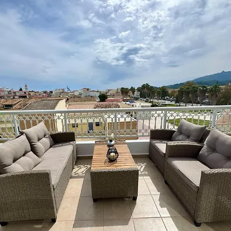 Meltemi Apts Charming Penthouse