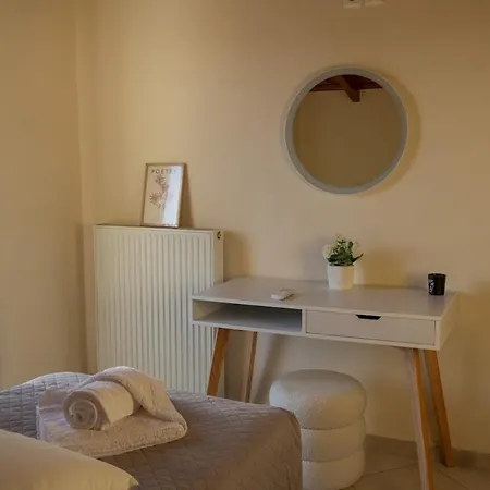 公寓 Meltemi Apts Charming Penthouse *