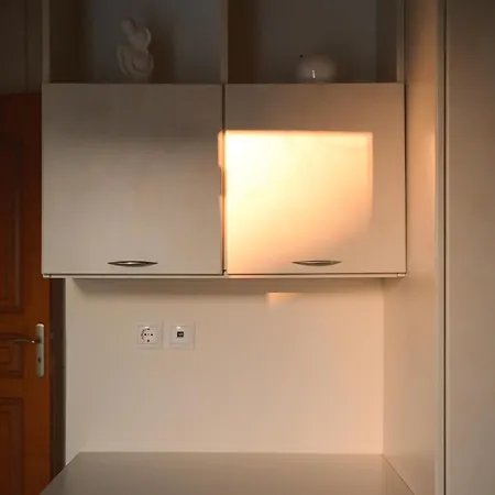Meltemi Apts Charming Penthouse