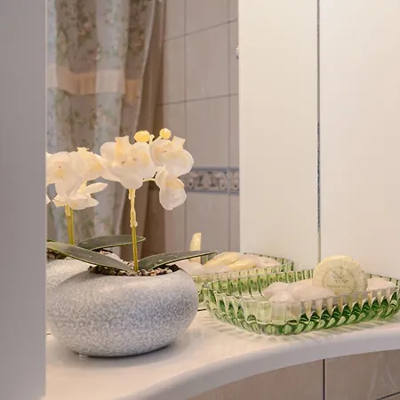 Meltemi Apts Charming Penthouse شقة *