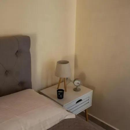 아파트 Meltemi Apts Charming Penthouse *