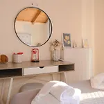 Meltemi Apts Charming Penthouse *
